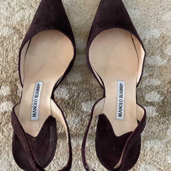 Manolo Blahnik Dark Brown Suede Heels - Picture 3 of 4